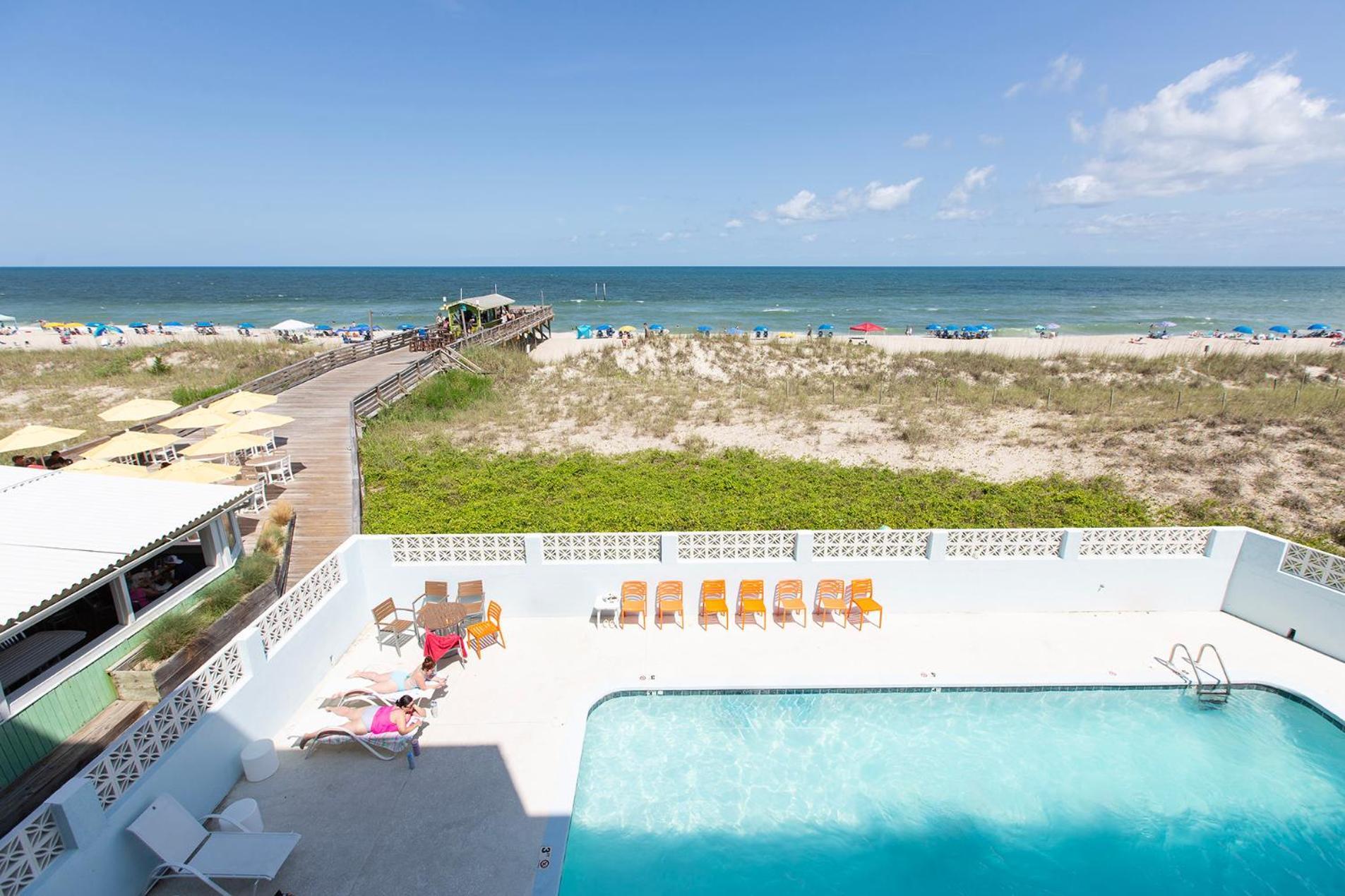 Golden Sands Carolina Oceanfront, Tapestry By Hilton