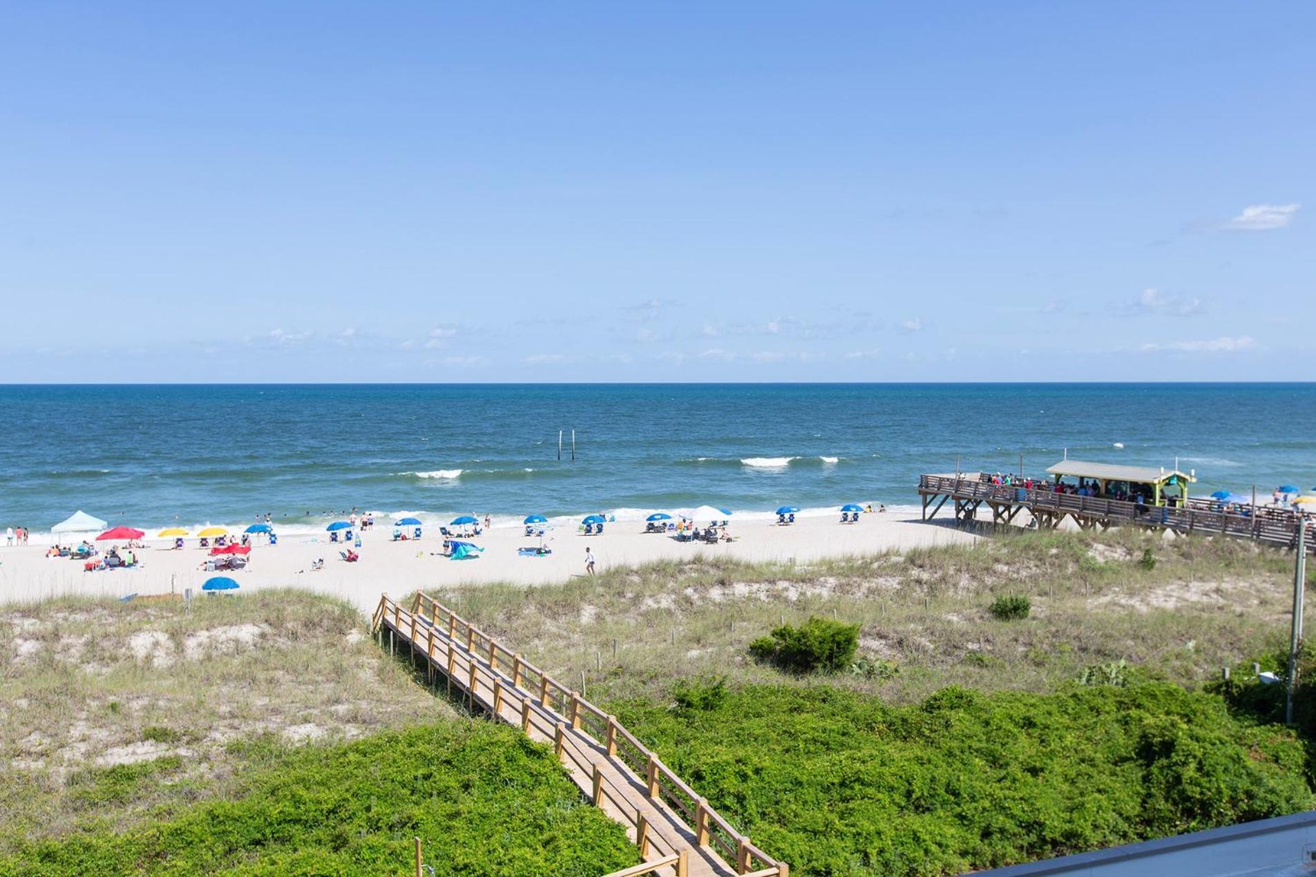 Golden Sands Carolina Oceanfront, Tapestry By Hilton Motel