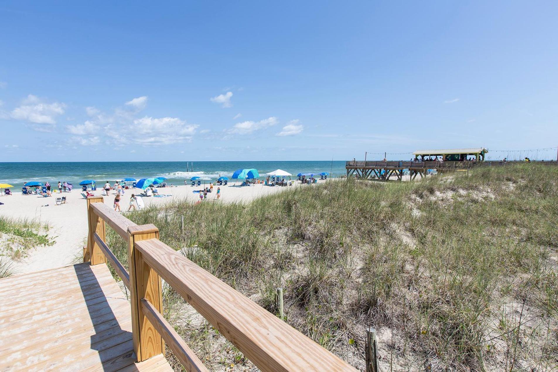Golden Sands Carolina Oceanfront, Tapestry By Hilton Motel Carolina Beach
